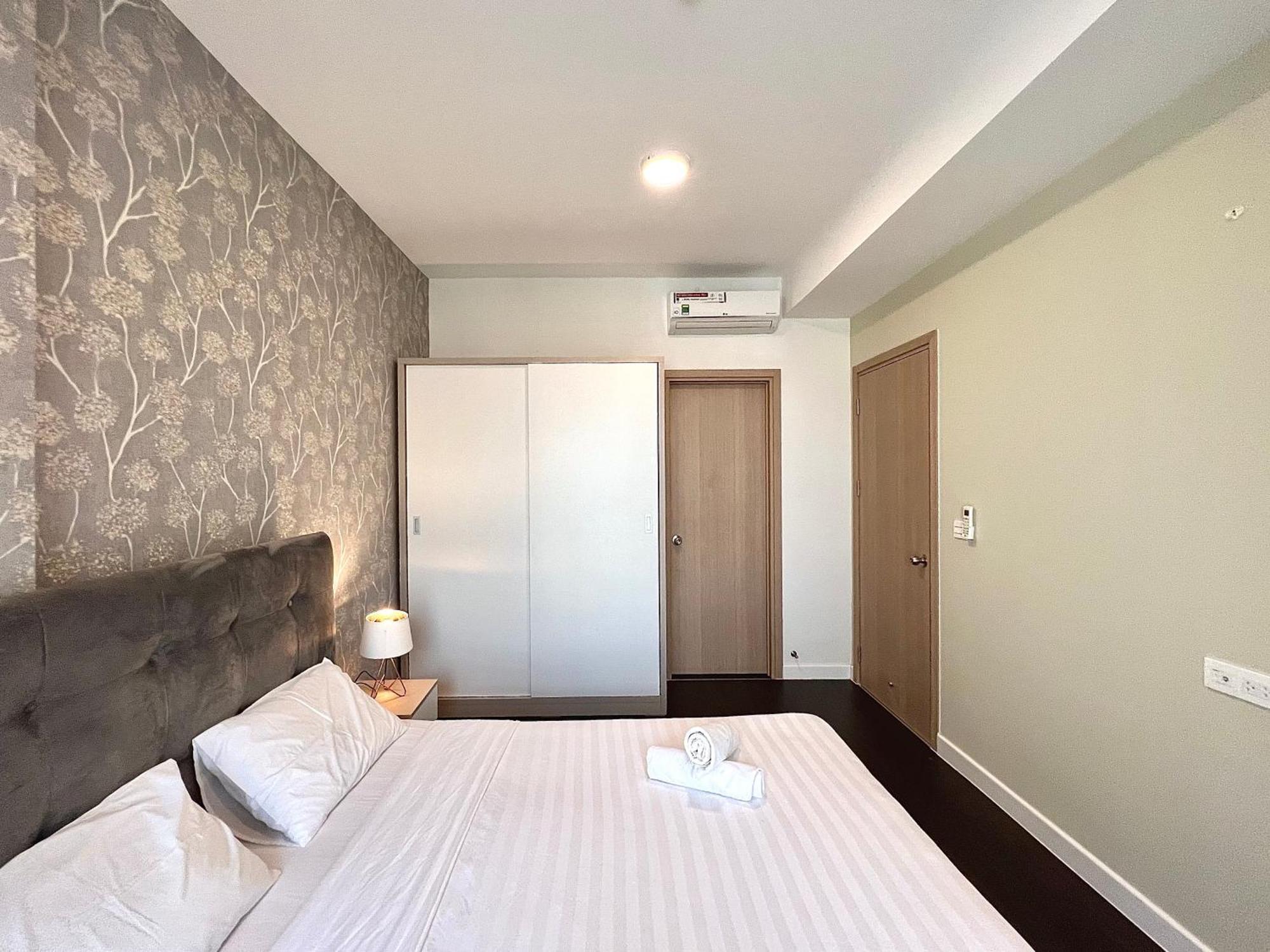 Saigon Banhada - Rivergate - Infinity Pool Ciudad Ho Chi Minh  Exterior foto